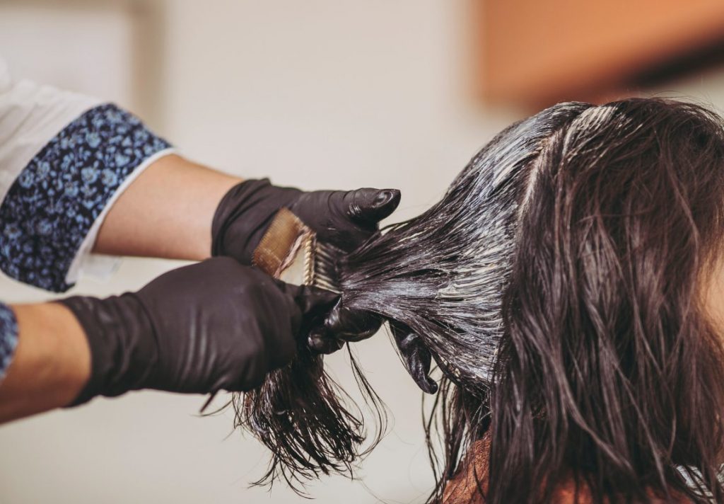 capelli colorati come curarli