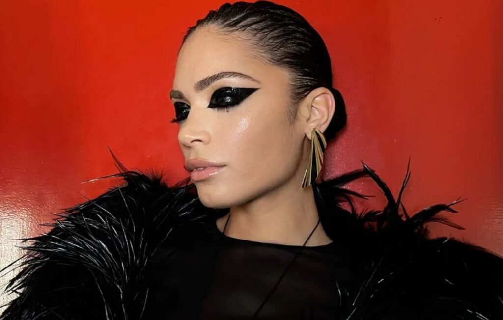 beauty-look-sanremo-2023-elodie | Charme Parfumerie de Luxe Molfetta beauty-look-sanremo-2023-elodie