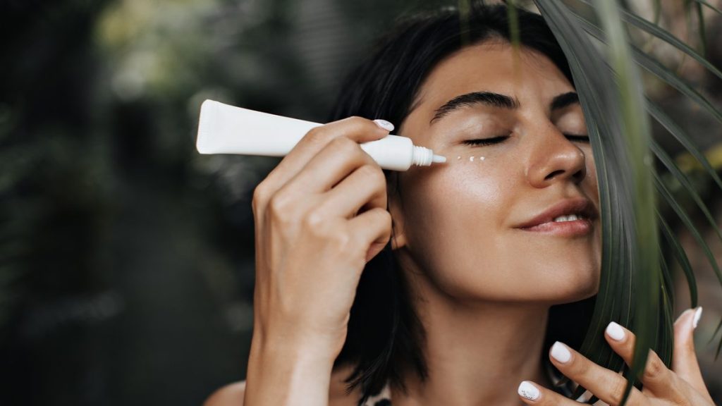 SPF-nella-skincare-applicazione