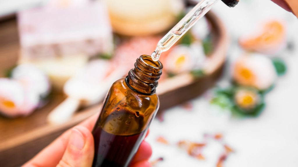 1 | Charme Parfumerie de Luxe Molfetta Oli naturali per idratare